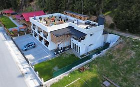 Sugarfame- Guest House